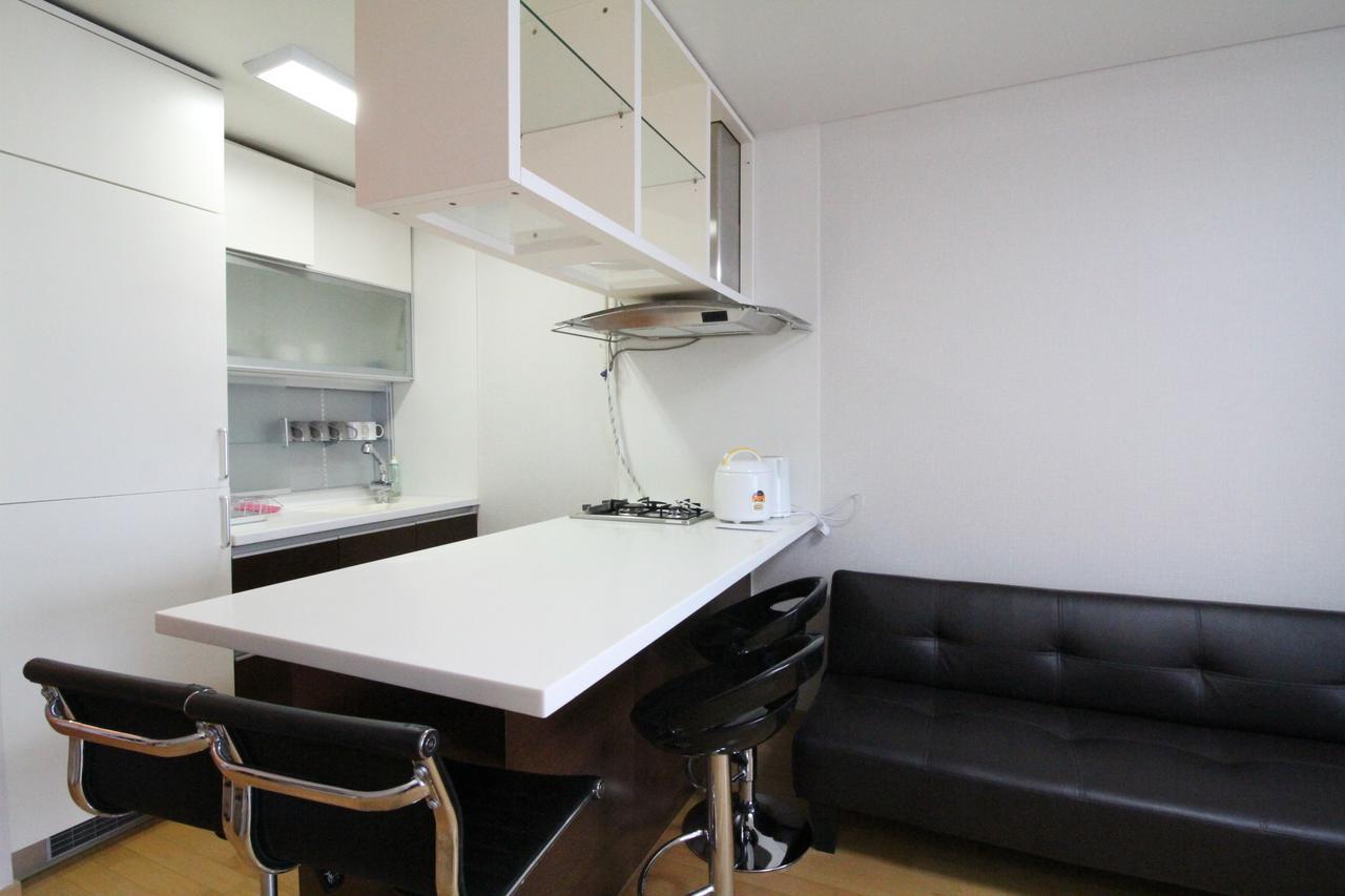Gangnam Galaxy Lux Apt Gwacheon Exterior foto